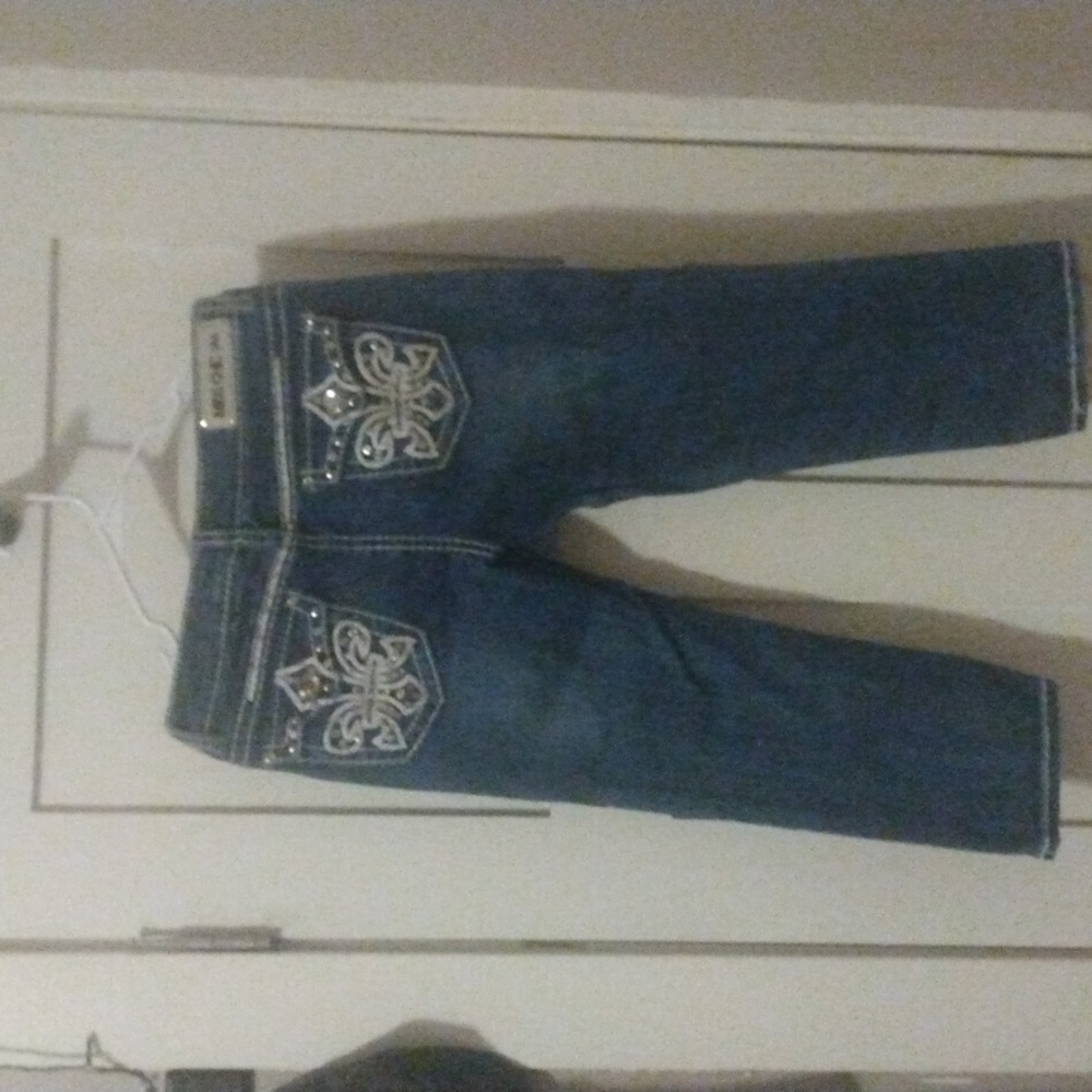 Miss chic Capri's size 13